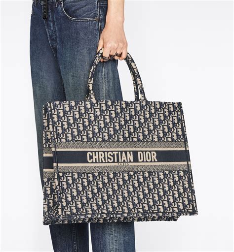 booktok dior|christian dior booktote.